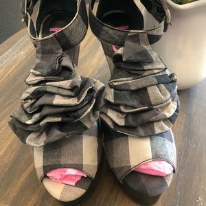 Kenzie black and grey plaid 6.5 T strap pump